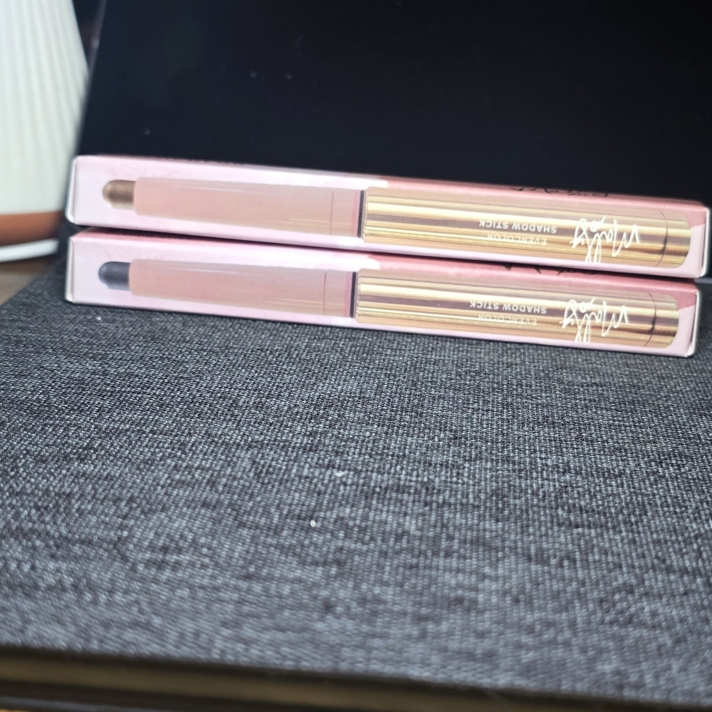 Mally Beauty Evercolor Shadow Stick -X2 Foxy qnd Storm Shimmer
